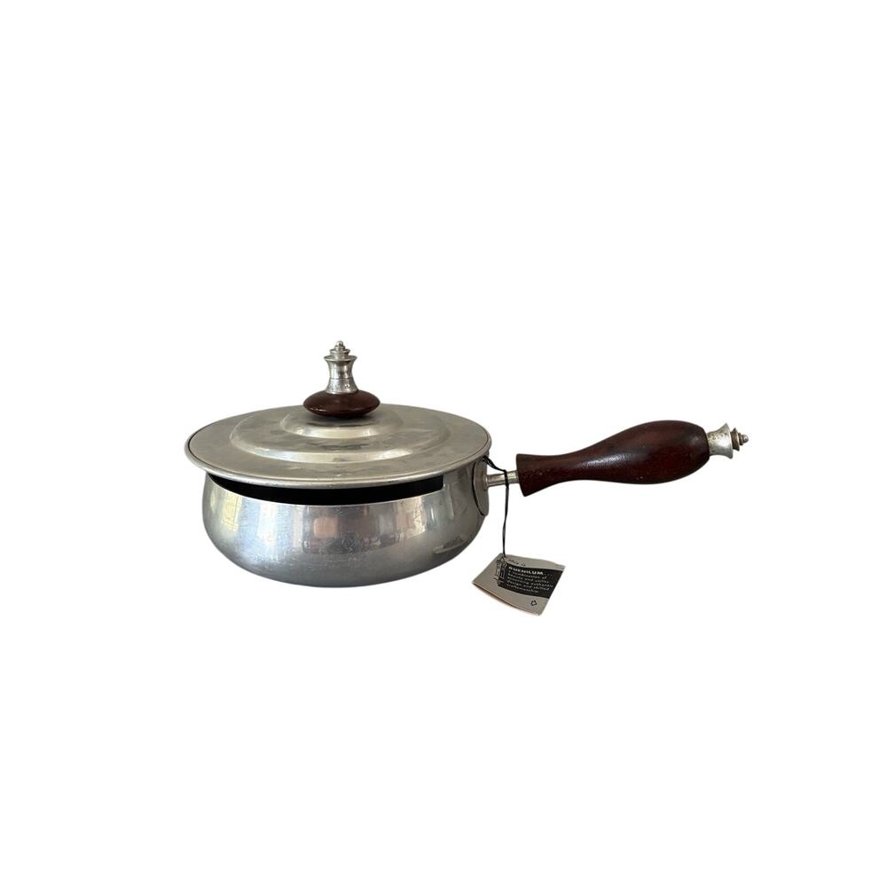 Vintage Buenilum 7” Aluminum Casserole Pot w Lid Wood Handle B.W. Buehner Wanner